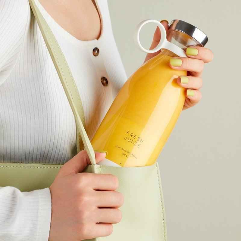 Mixer de Frutas USB: Sucos e Vitaminas na Palma da Sua Mão